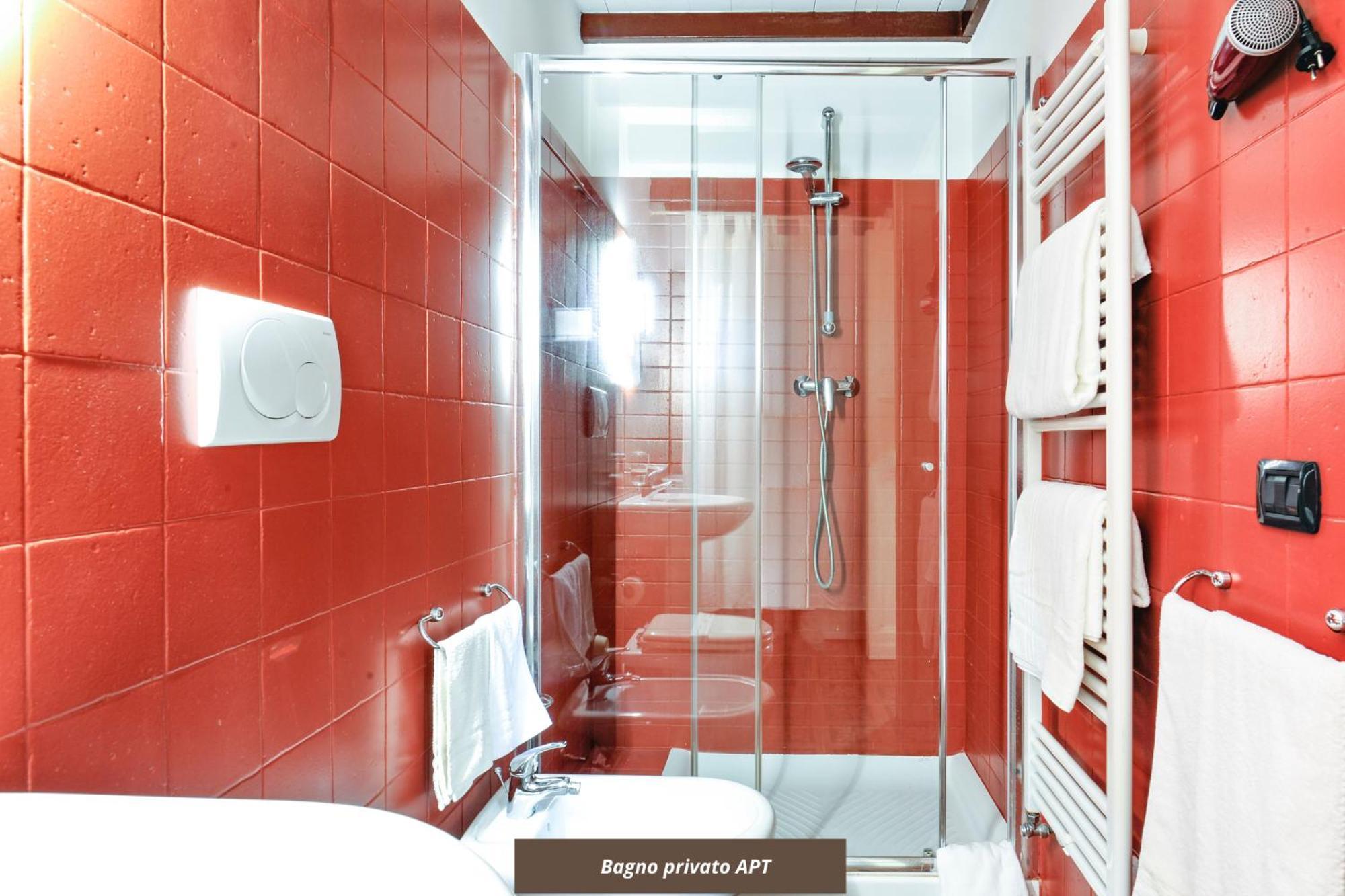 Castriota19 - Jacuzzi Room & Apartment Sit レッチェ エクステリア 写真